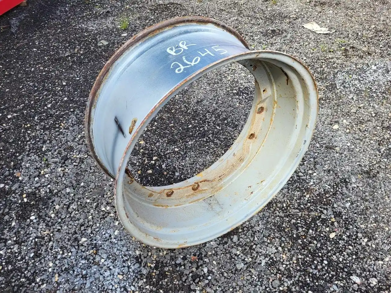 Gallery image 1 for Used Unverferth 15X34 Rims