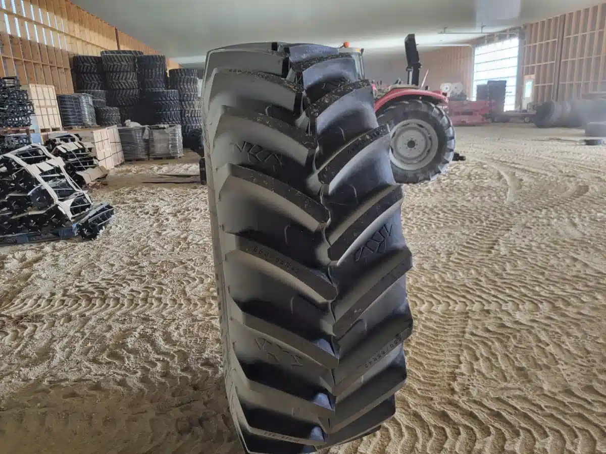 Gallery image 1 for New Uniglory 650/65R42 Tires