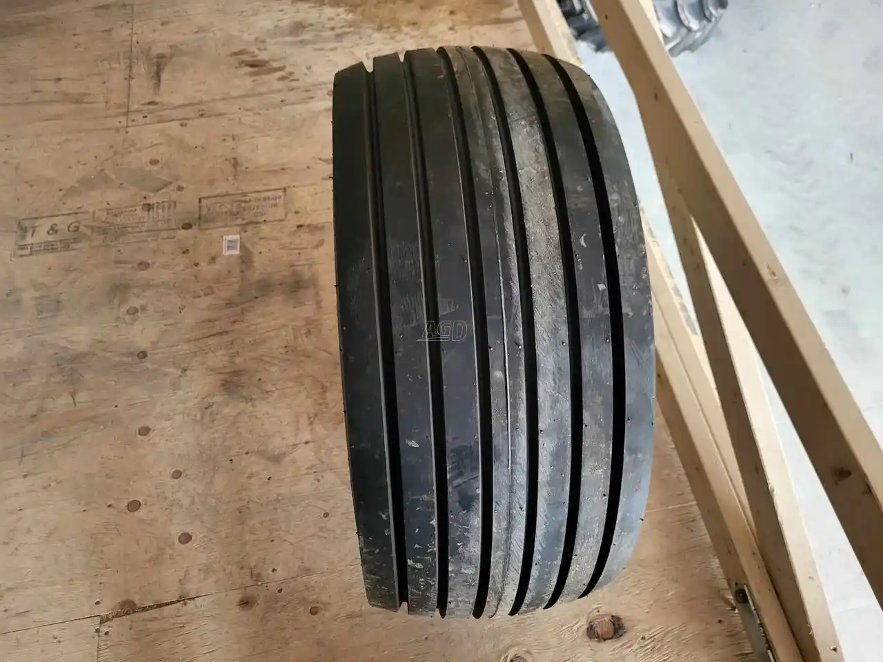 Gallery image 1 for Uniglory 31x13.50-15 Tires