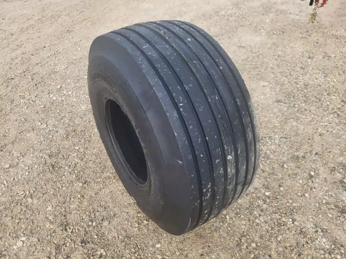 Gallery image 1 for New Marcher 16.5L-16.1 Tires