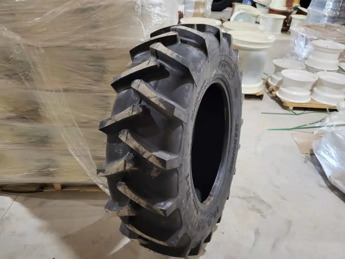 Gallery image 1 for New Marcher 14.9-26 Tires