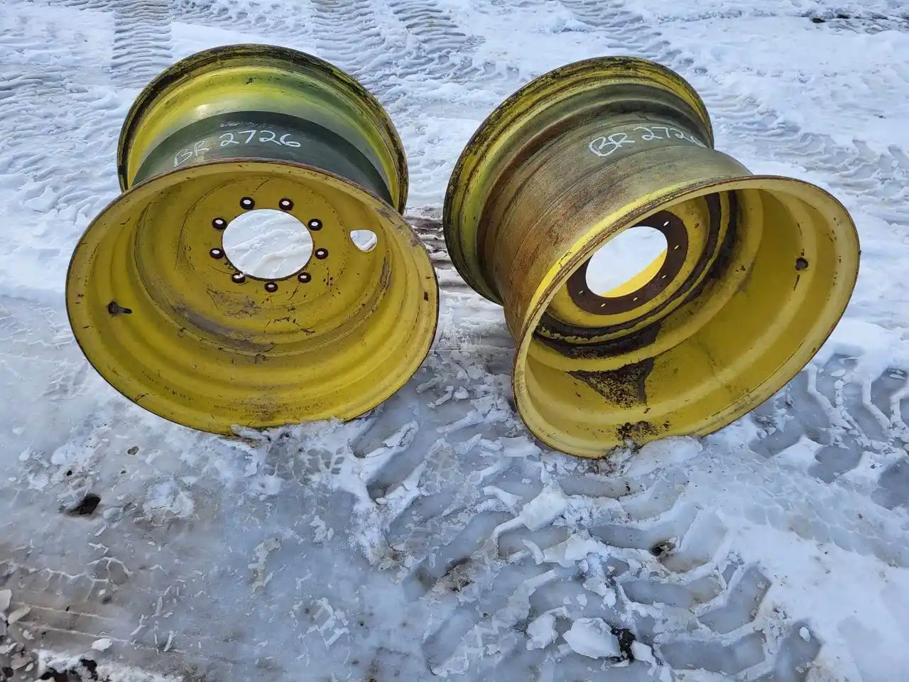 Gallery image 1 for Used Titan 20x26 Rims