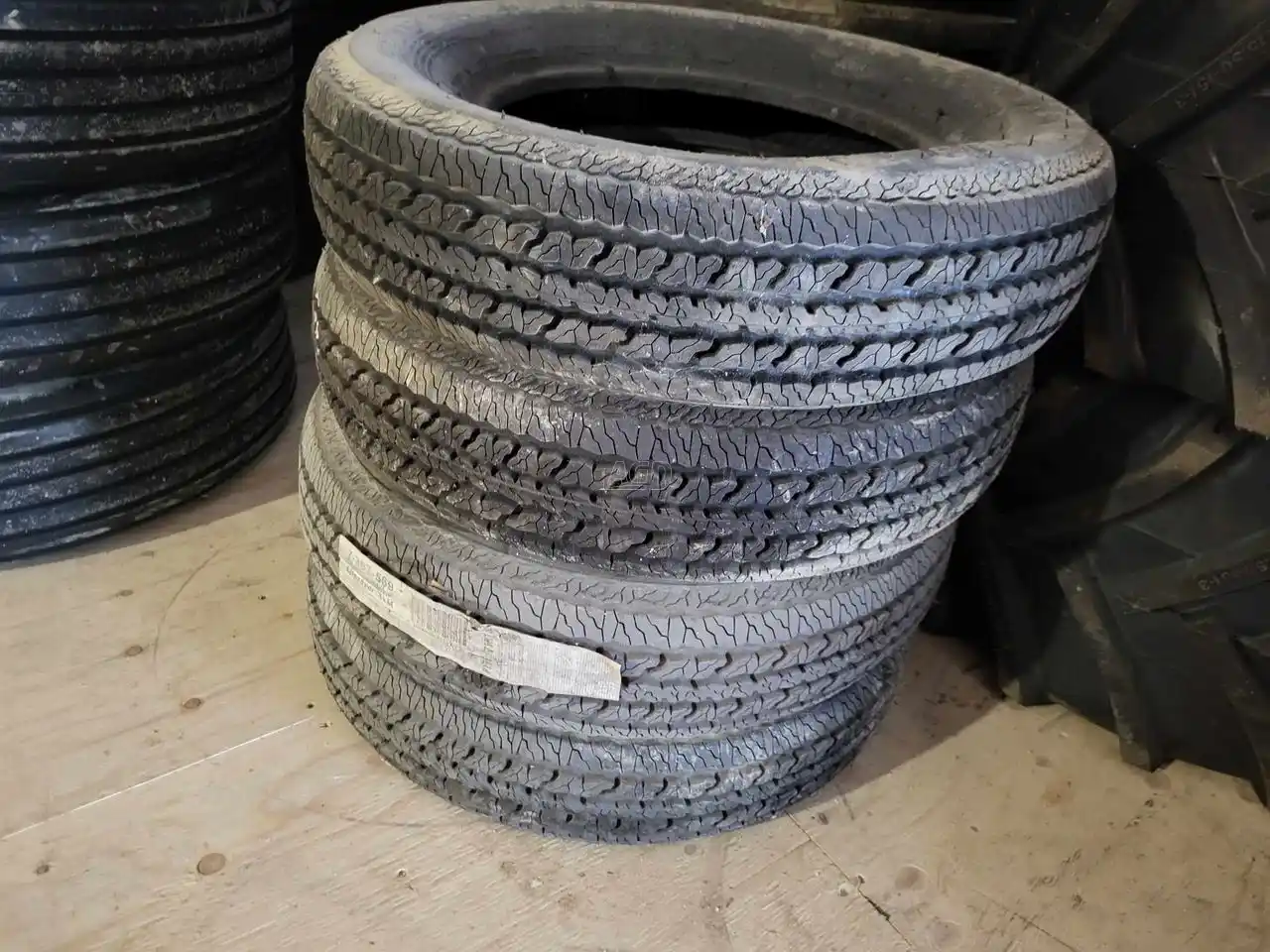 Gallery image 1 for New Unspecified 165/80R14 Tires