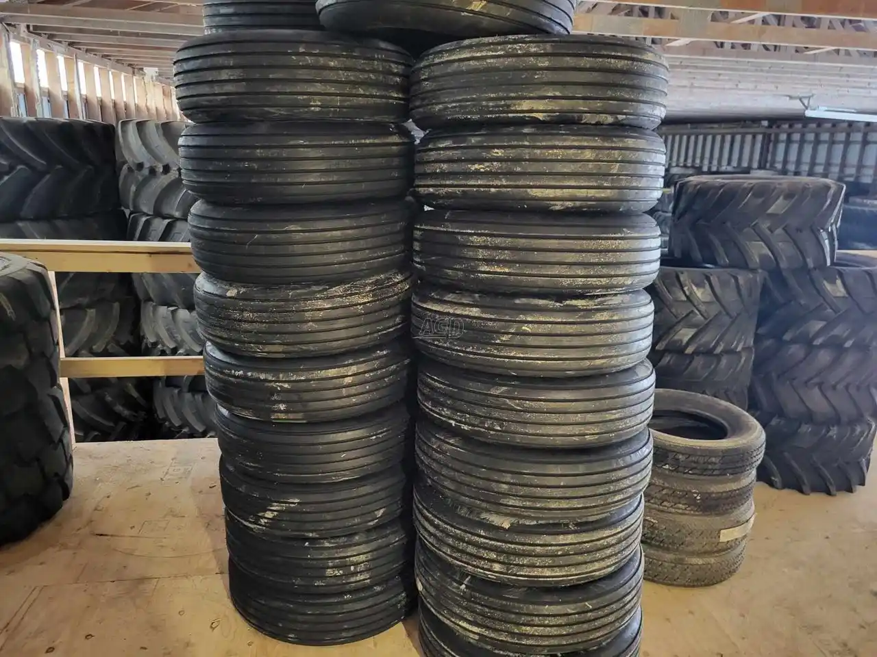 Gallery image 1 for New Wanda 9.5L-15 Tires