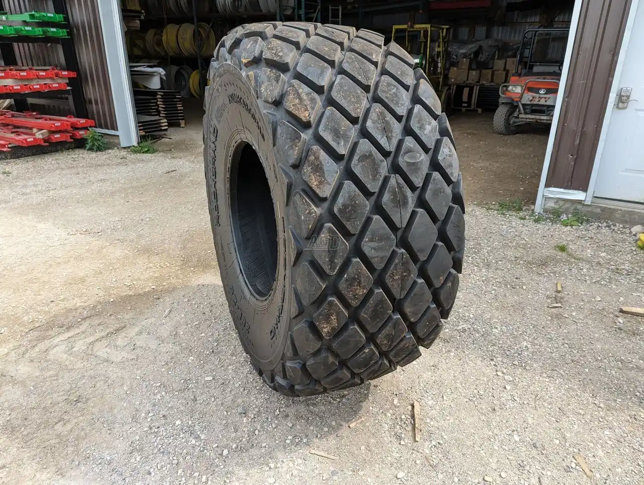 Gallery image 1 for New Uniglory 28L-26 Tires