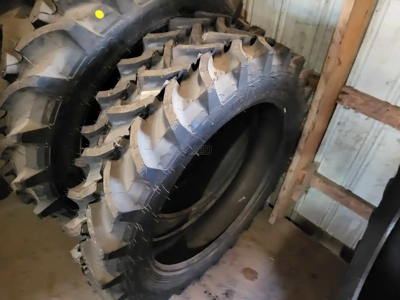 Gallery image 2 for New Petlas 230/95R32 Tires