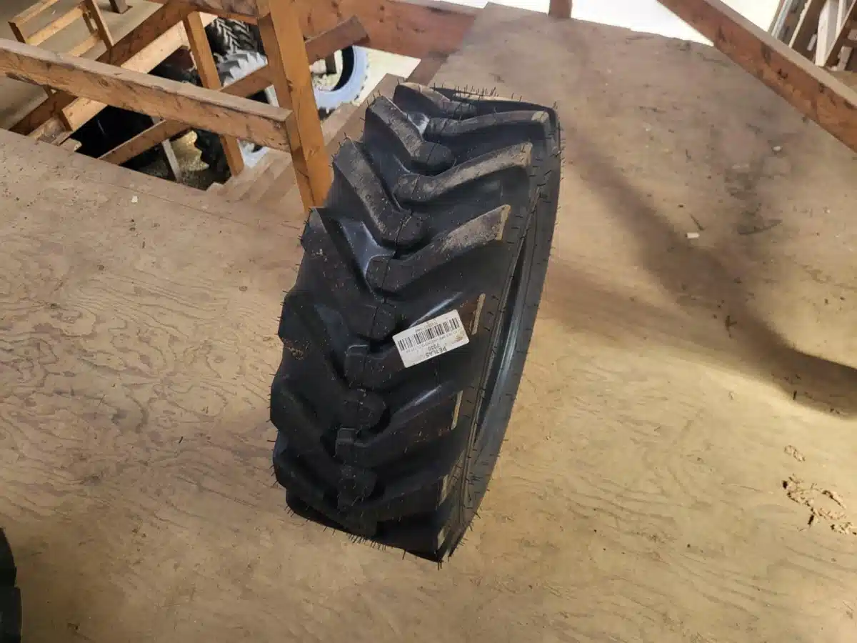 Gallery image 2 for New Petlas 10-16.5 Tires