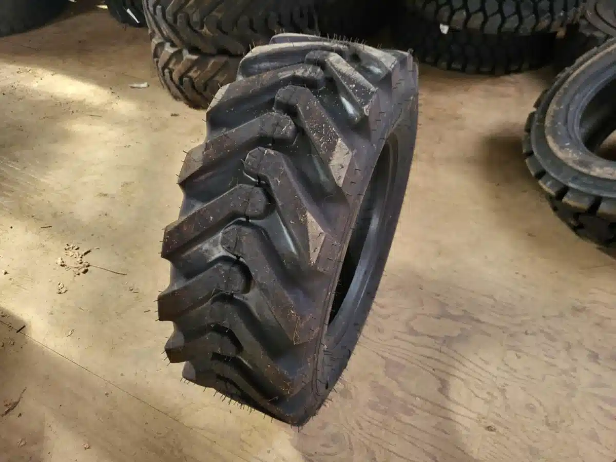 Gallery image 1 for New Petlas 10-16.5 Tires