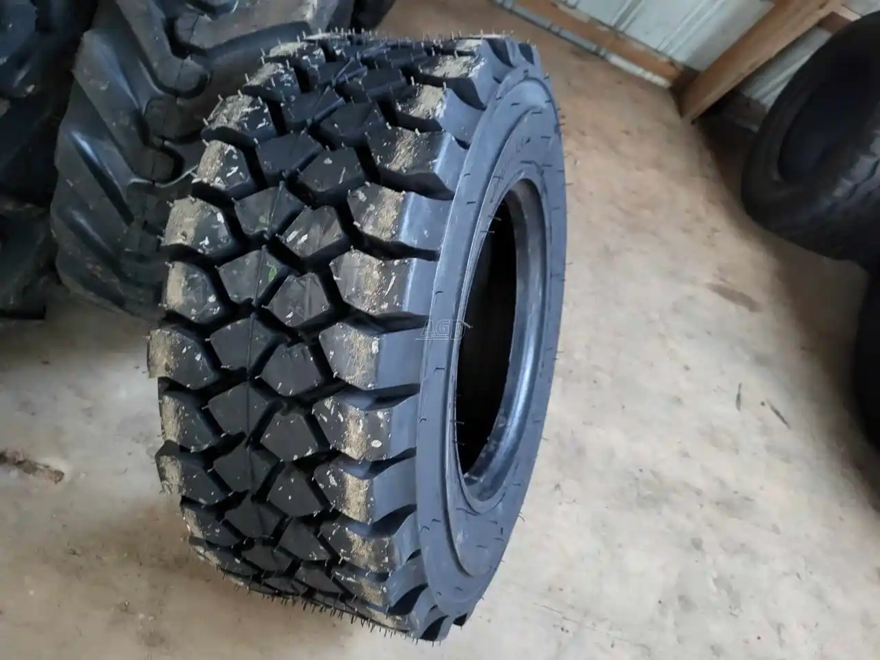 Gallery image 1 for New Petlas 12-16.5 IND 35 Tires