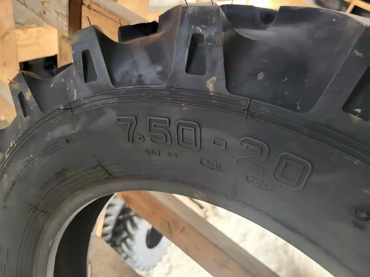 Gallery image 2 for New Petlas 7.50-20 Tires