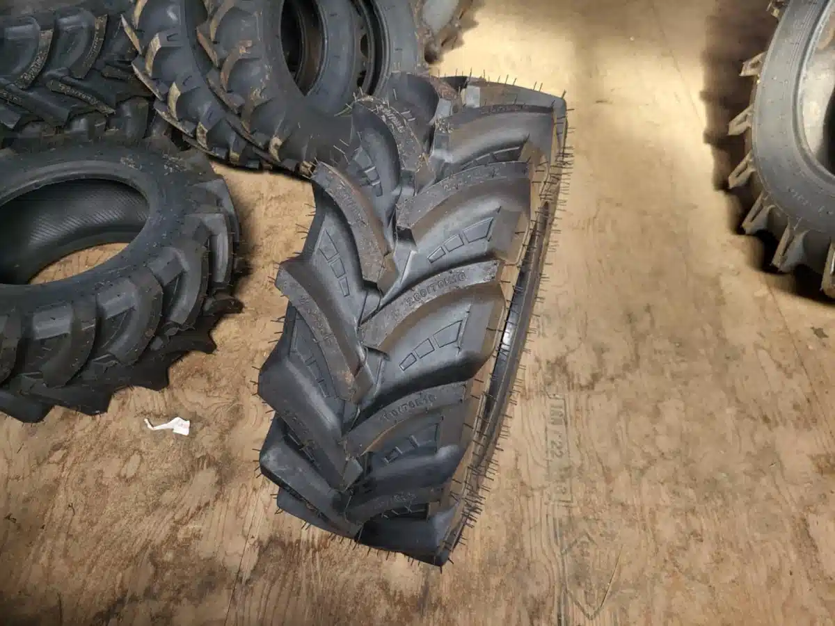 Gallery image 1 for New Petlas 280/70R16 Tires