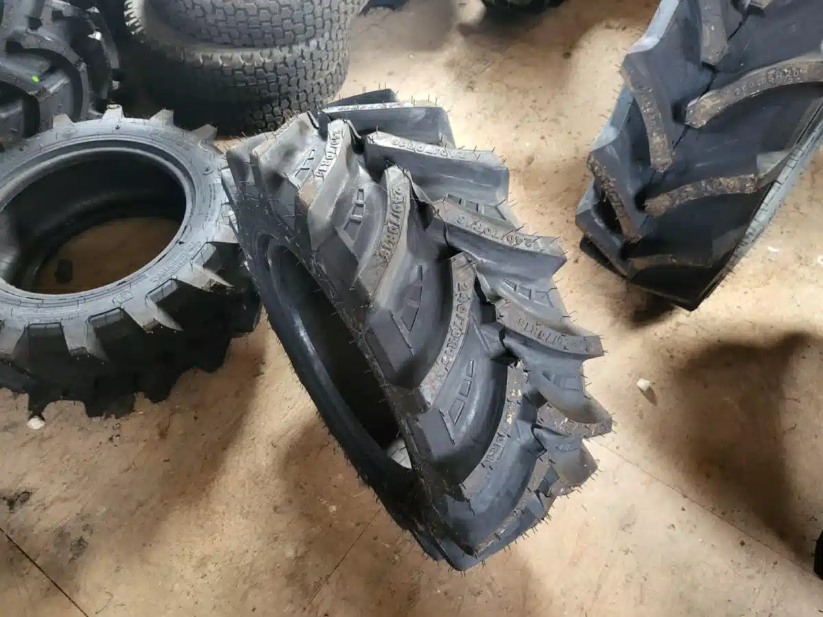 Gallery image 1 for New Petlas 240/70R16 Tires