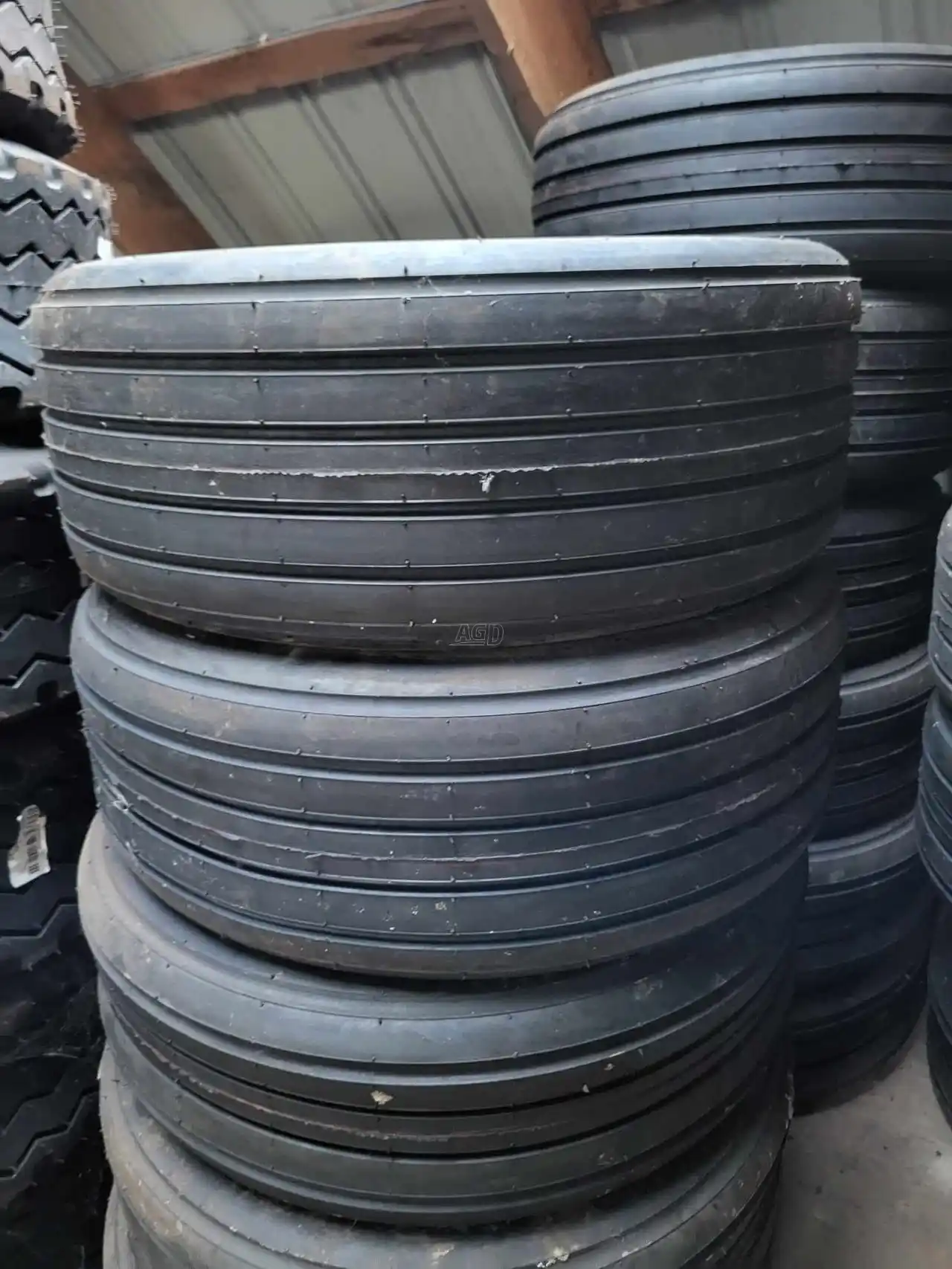 Gallery image 2 for New Uniglory 11L-14 Tires