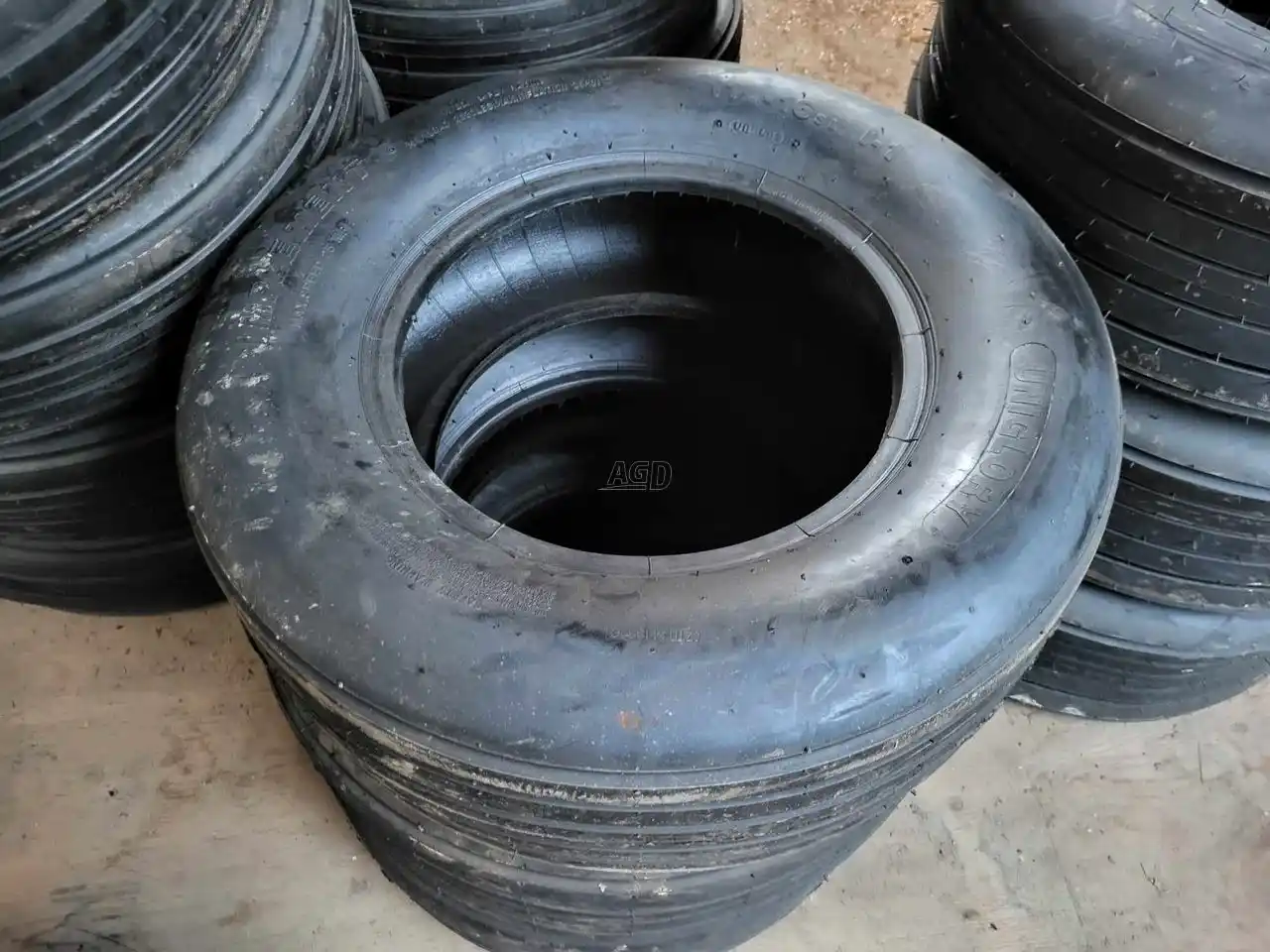 Gallery image 2 for New Uniglory 11L-16 Tires