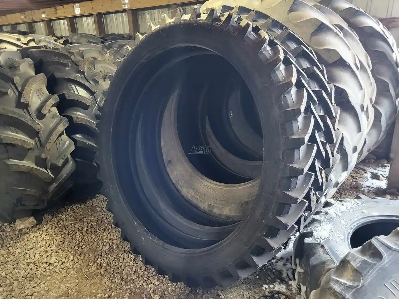 Gallery image 2 for New Petlas 270/95R54 Tires