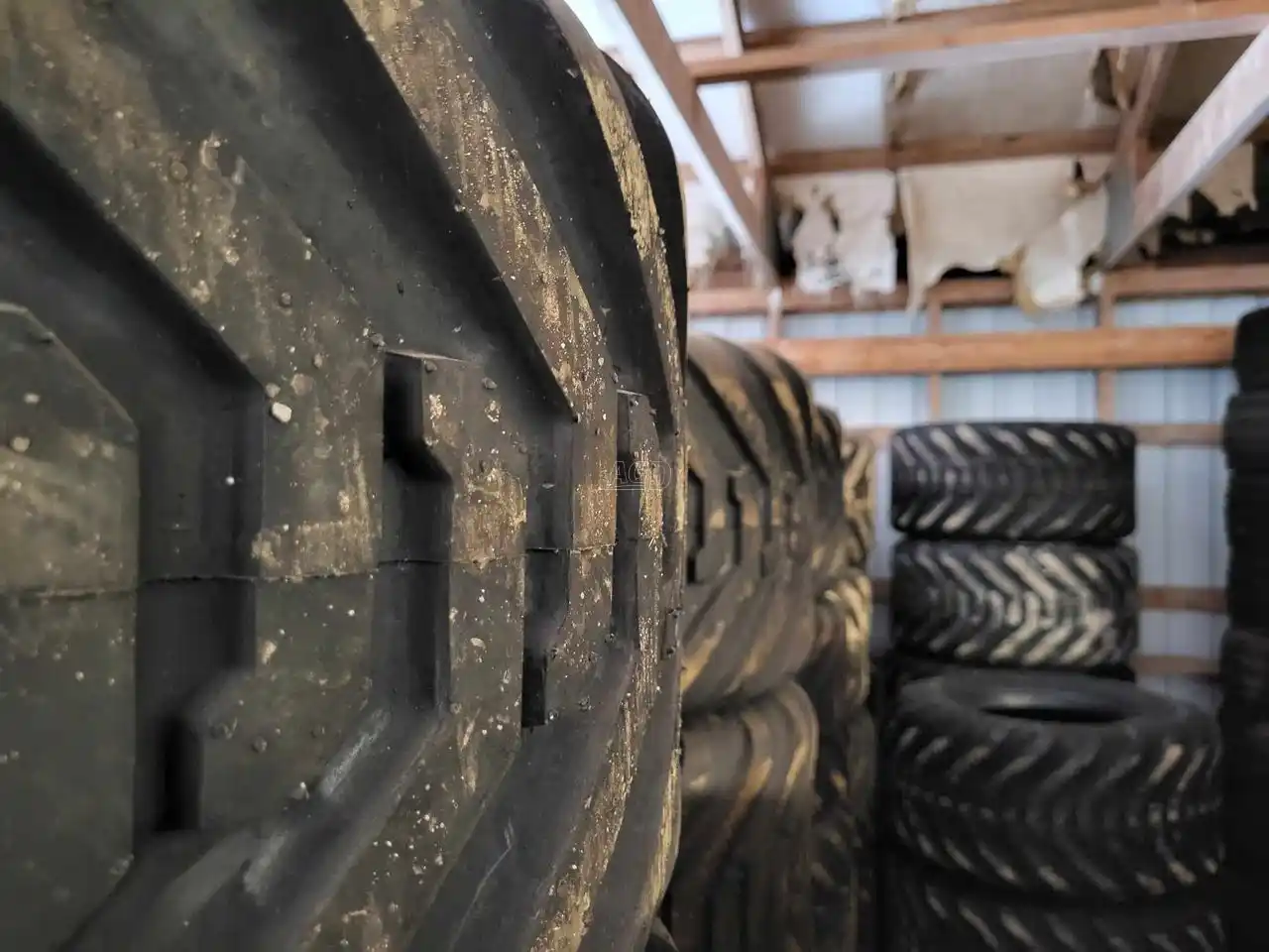 Gallery image 2 for New Multistar 400/60-15.5 Tires