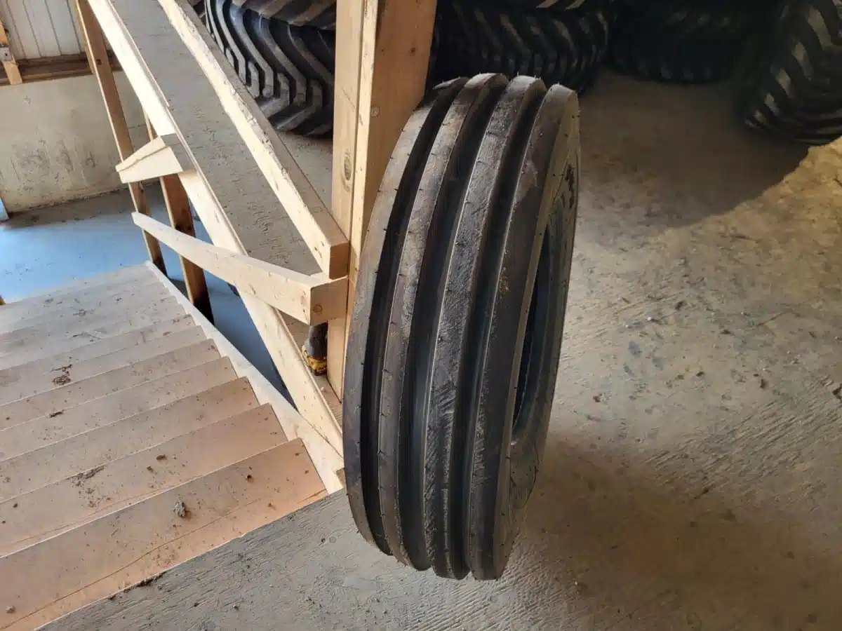 Gallery image 1 for New Multistar 10.00-16 Tires