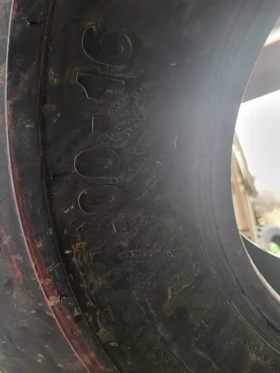 Gallery image 2 for New Petlas 11.00-16 Tires