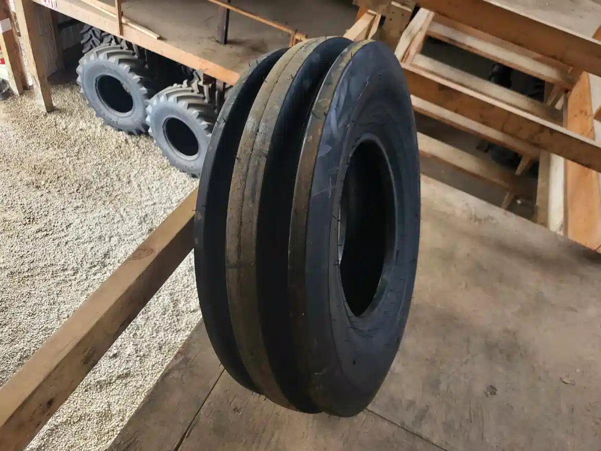 Gallery image 1 for New Petlas 10.00-16 Tires