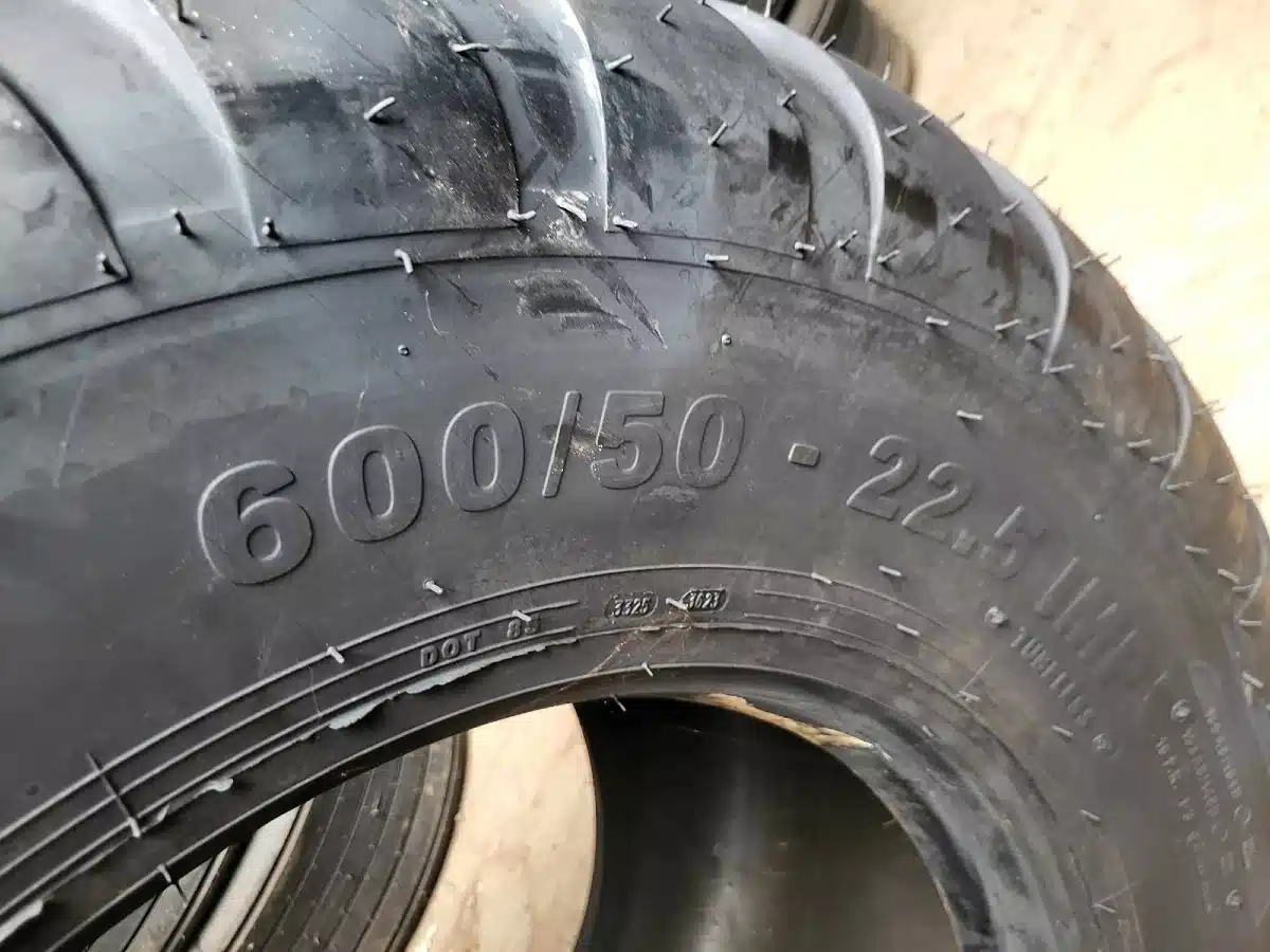 Gallery image 2 for New Petlas 600/50-22.5 Tires