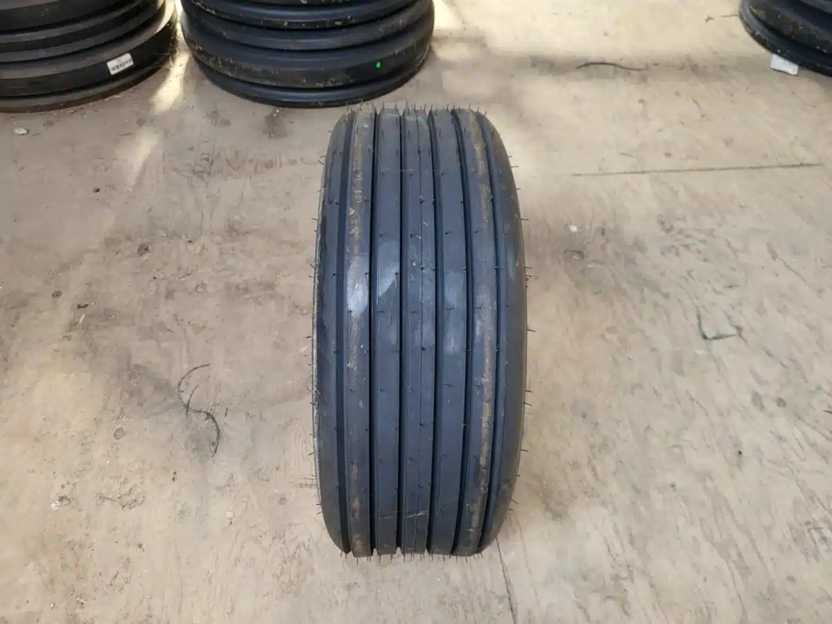 Gallery image 2 for New Petlas 9.5L-14 Tires