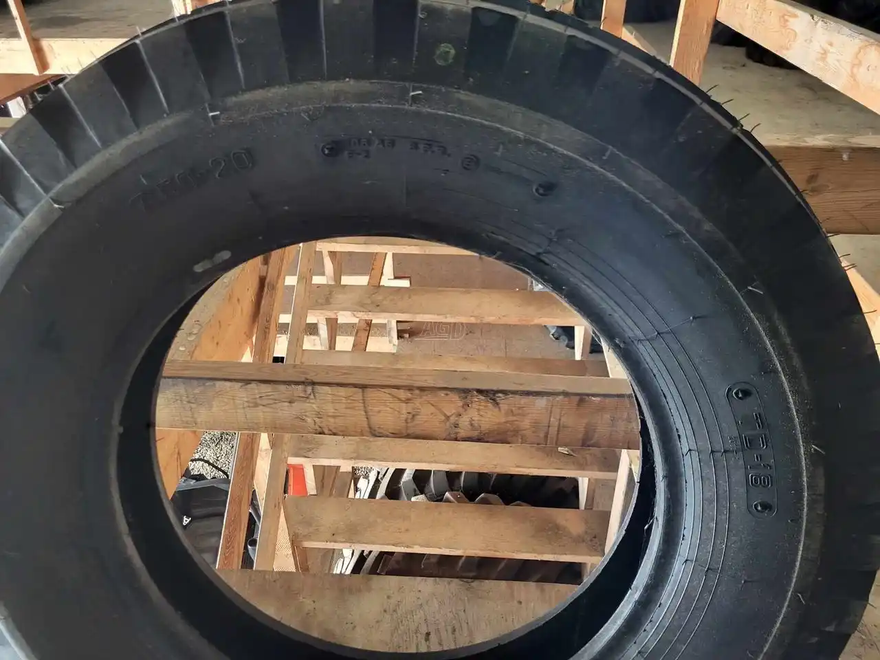 Gallery image 2 for New Petlas 7.50-20 Tires