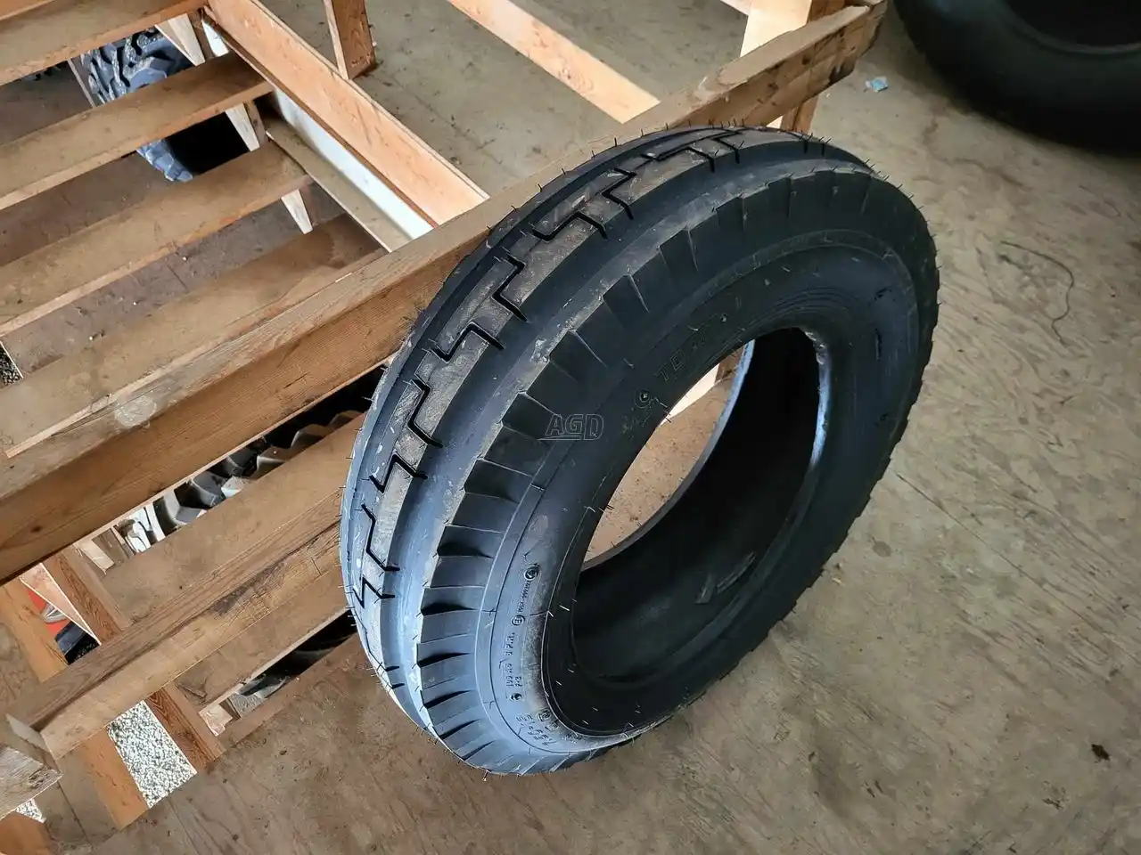 Gallery image 1 for New Petlas 7.50-18 Tires