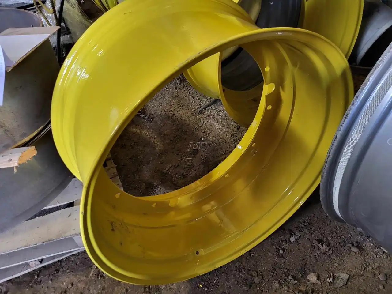 Gallery image 1 for Used Titan 18x38 Rims