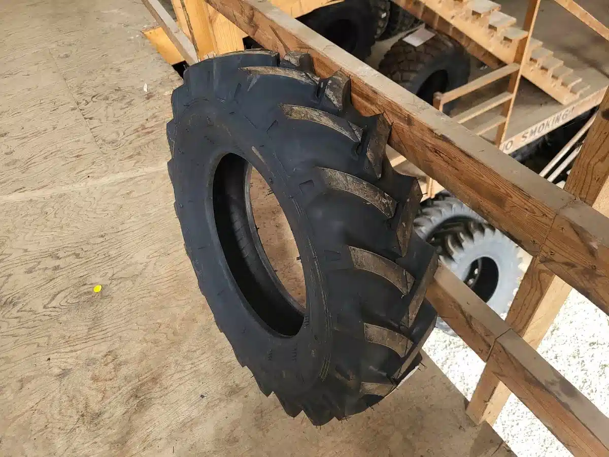 Gallery image 2 for New Petlas 7.50-16 Tires