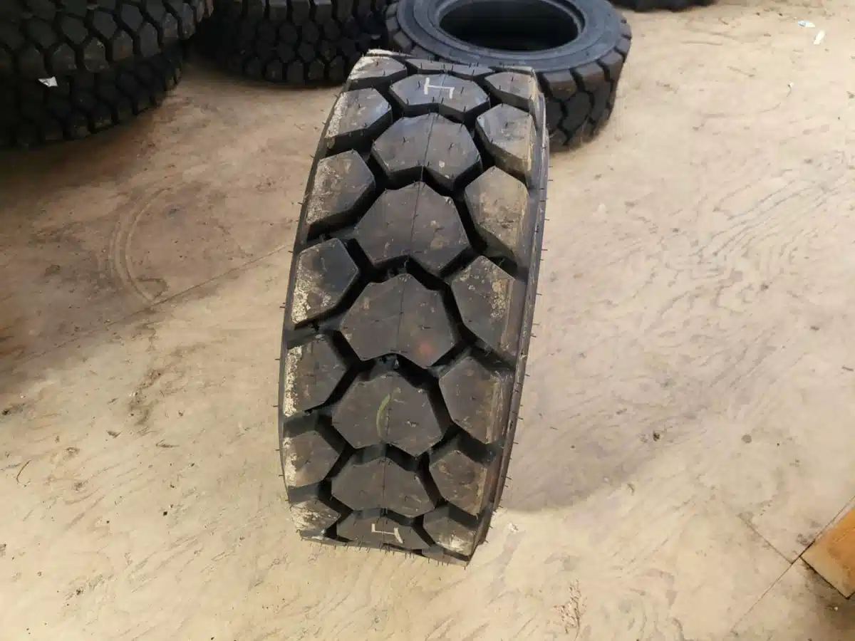 Gallery image 2 for New Petlas 10-16.5 Tires
