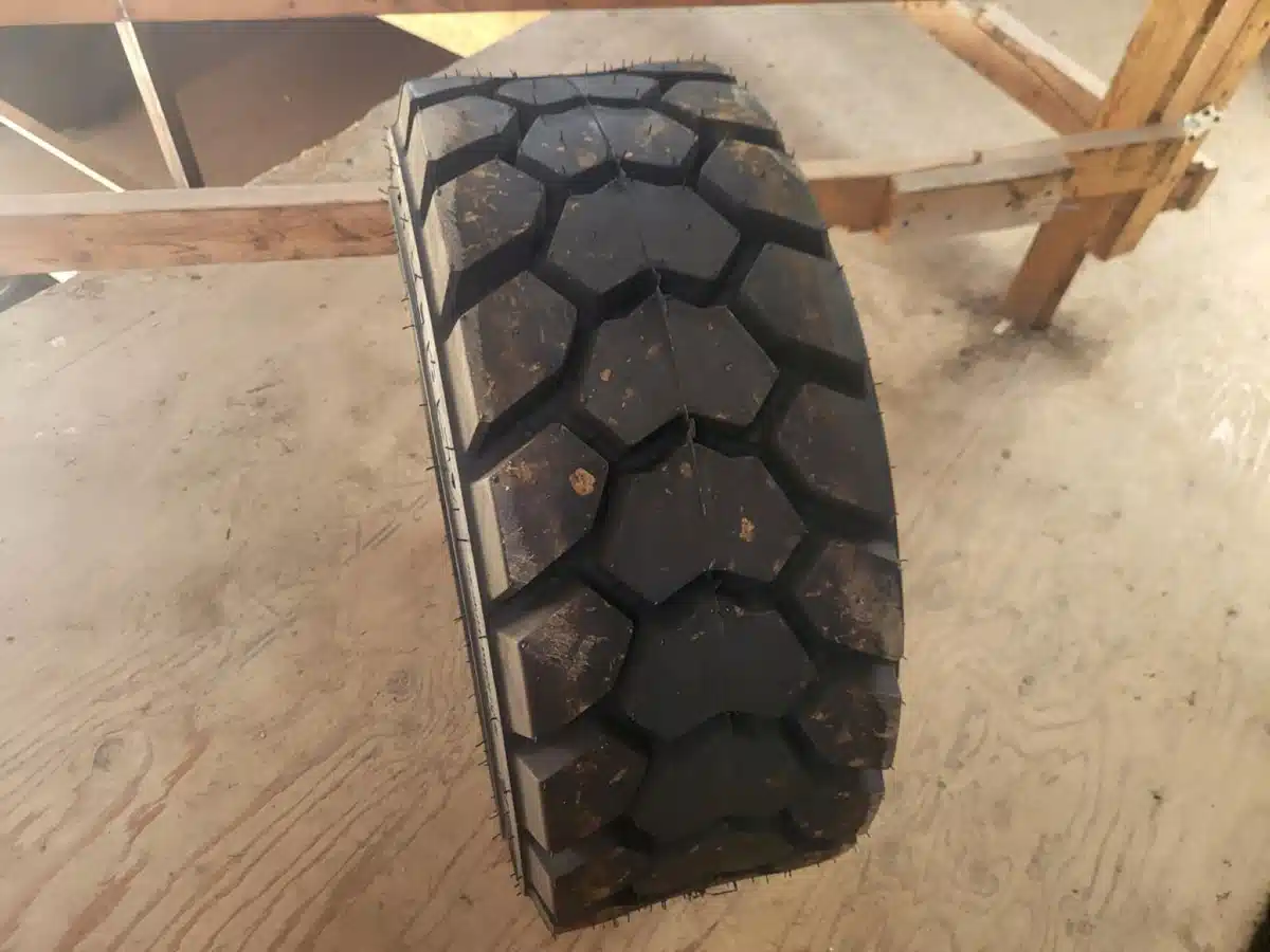 Gallery image 2 for New Petlas 12-16.5 Tires
