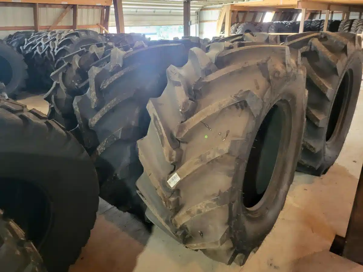 Gallery image 2 for New Petlas 600/65 R28 Tires