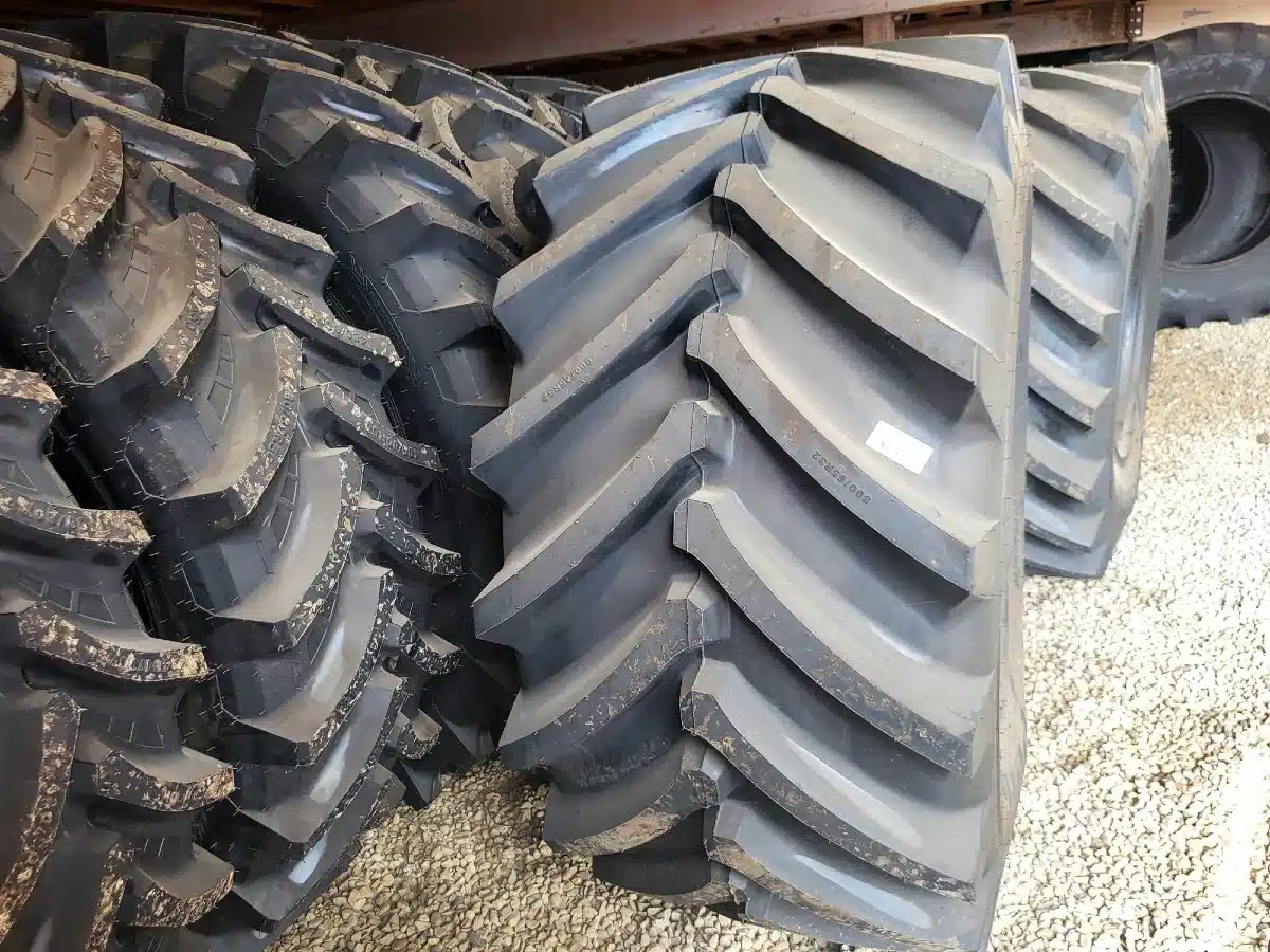Gallery image 2 for New Petlas 800/65R32 Tires