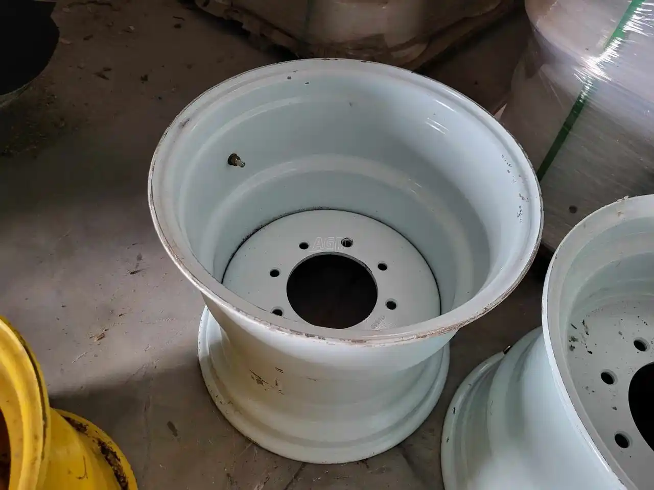 Gallery image 1 for New Multistar 16x17 Rims