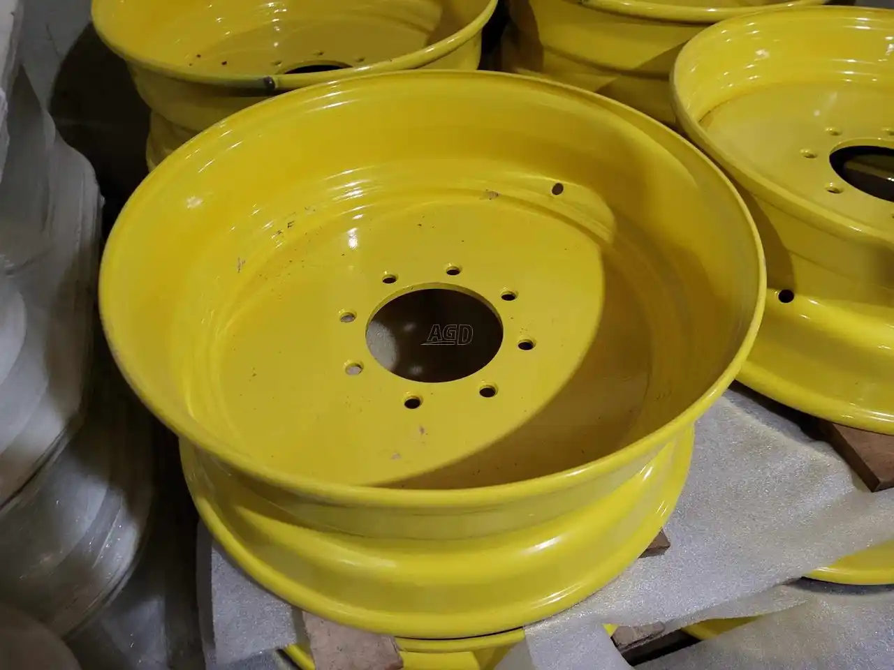 Gallery image 2 for New Multistar 8.25x22.5 Rims