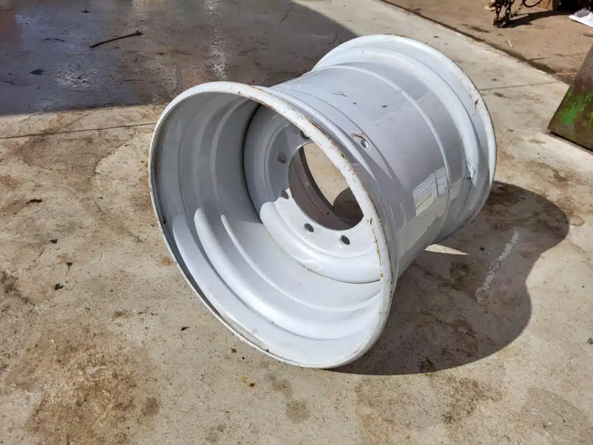 Gallery image 1 for New Multistar 20x22.5 Rims