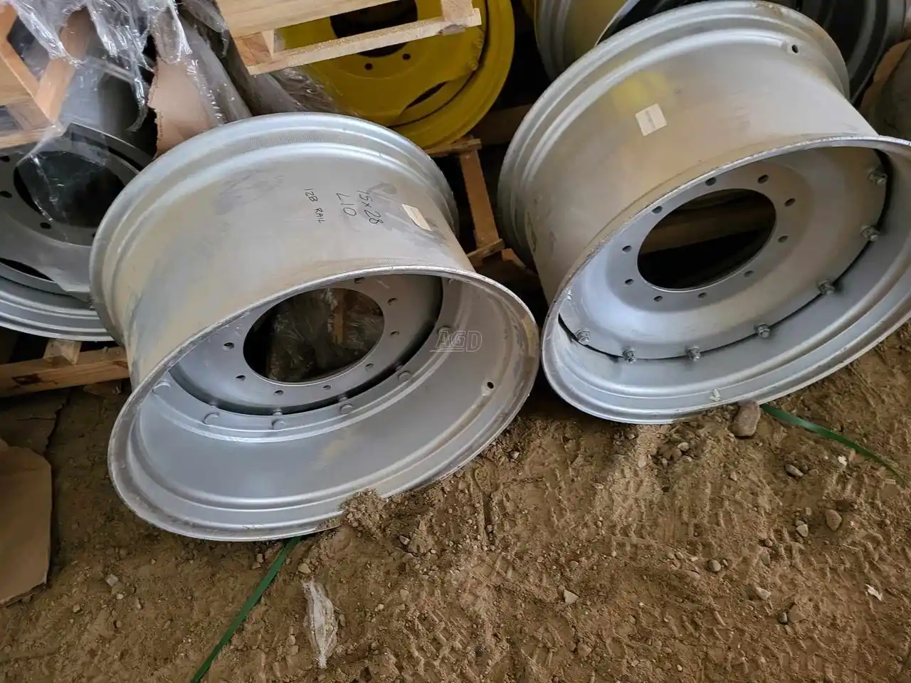 Gallery image 2 for New Multistar 15x28 Rims