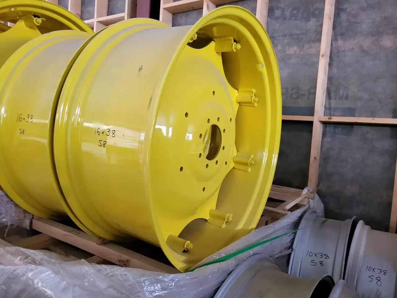 Gallery image 2 for New Multistar 16x38 Rims