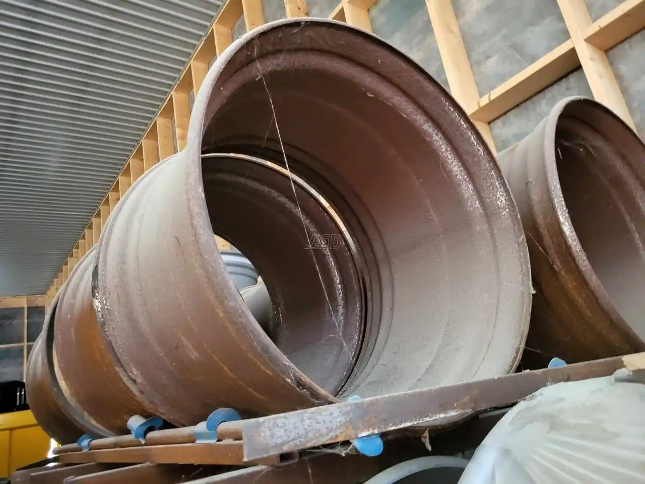 Gallery image 2 for New Multistar 20x30.5 Rims