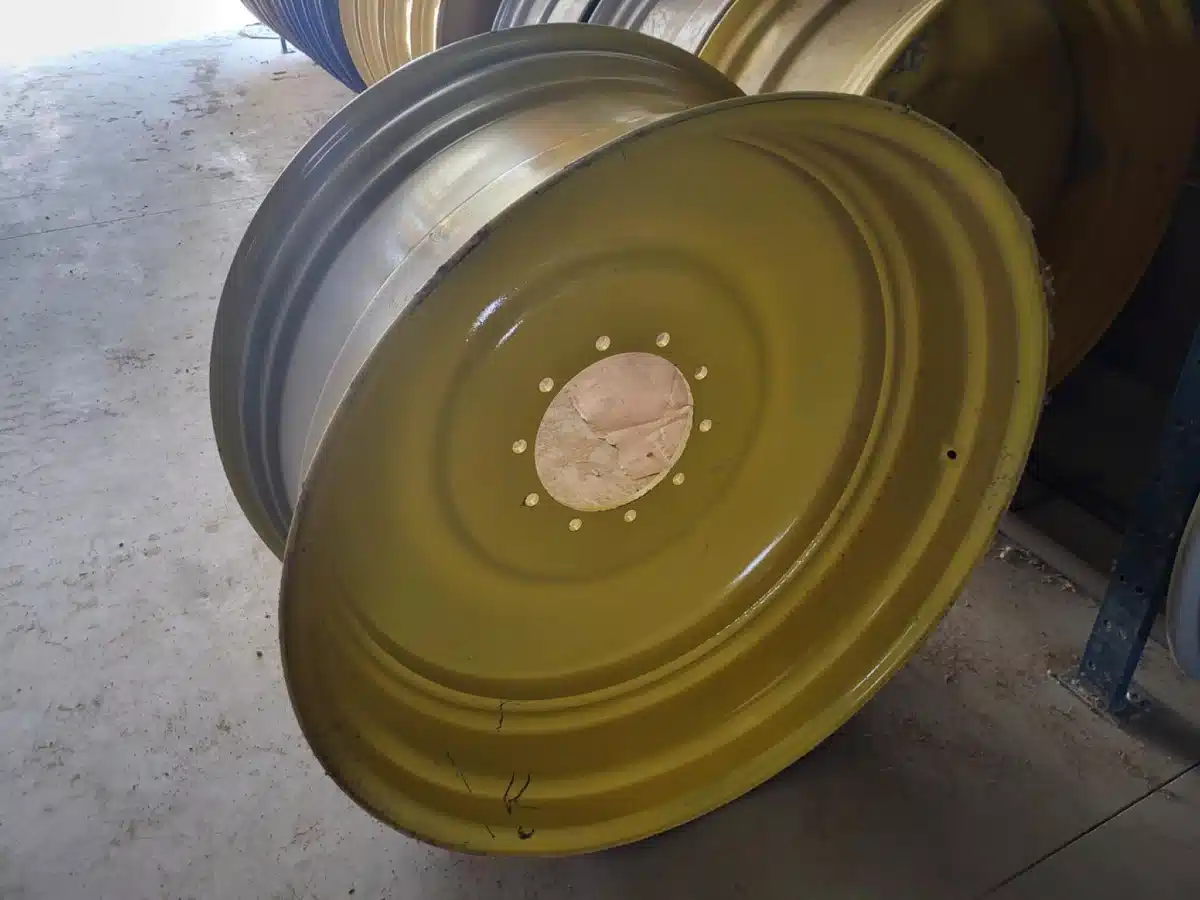 Gallery image 2 for New Multistar 20x42 Rims