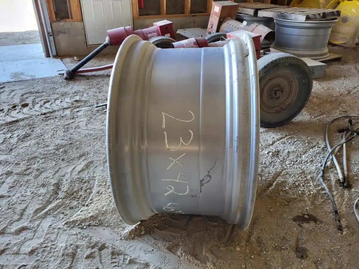 Gallery image 2 for New Multistar 23x42 Rims