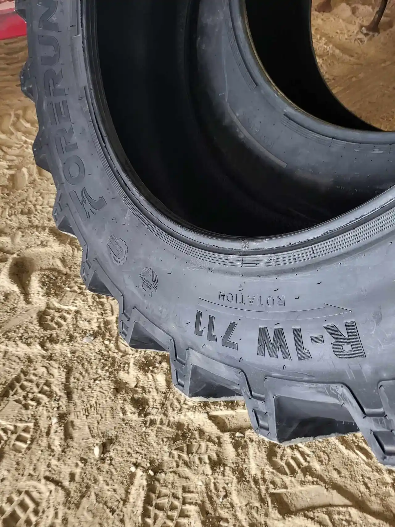 Gallery image 2 for New Forerunner 460/85R38 Tires