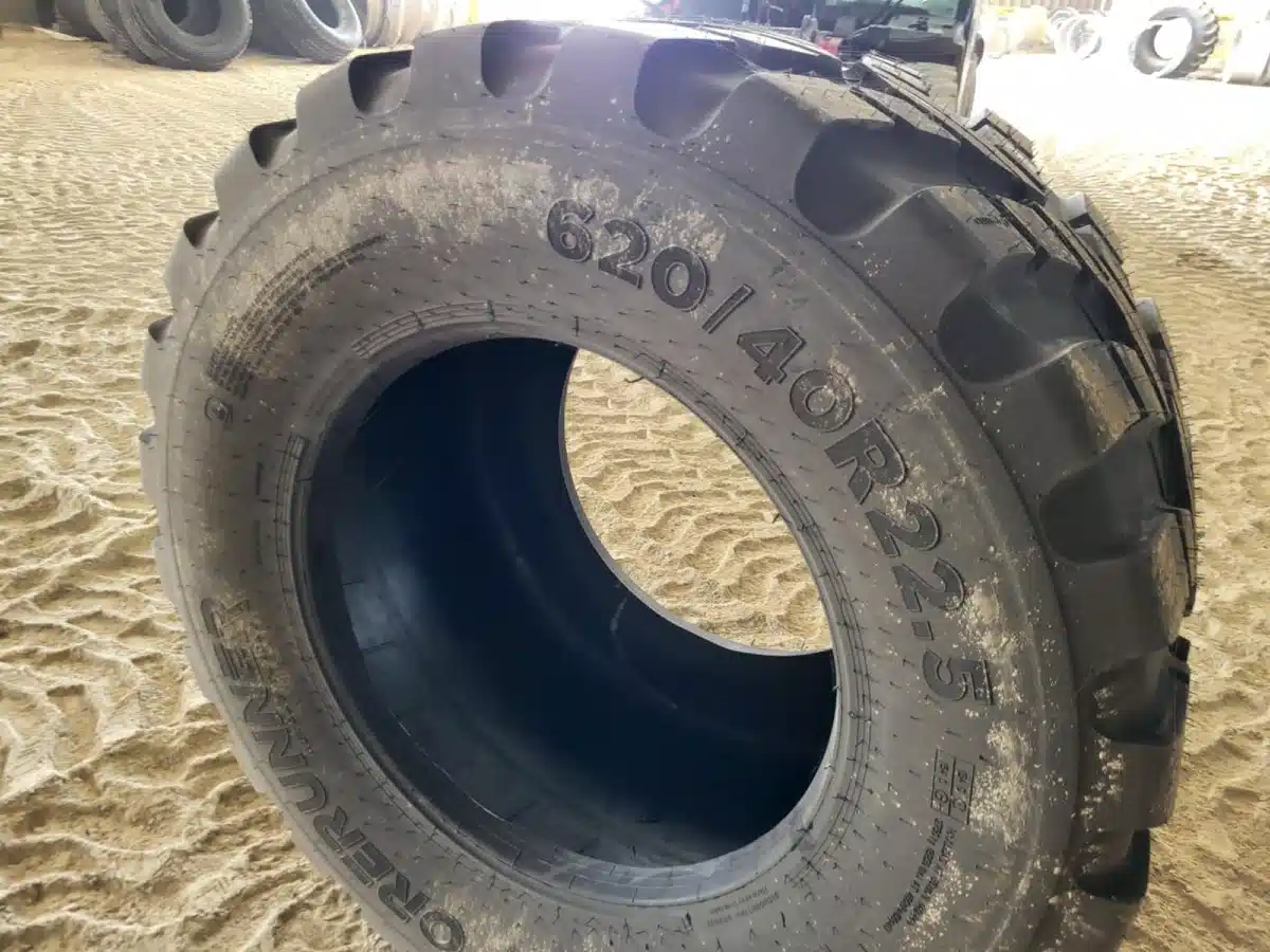 Gallery image 2 for New Forerunner 620/40R22.5 Tires