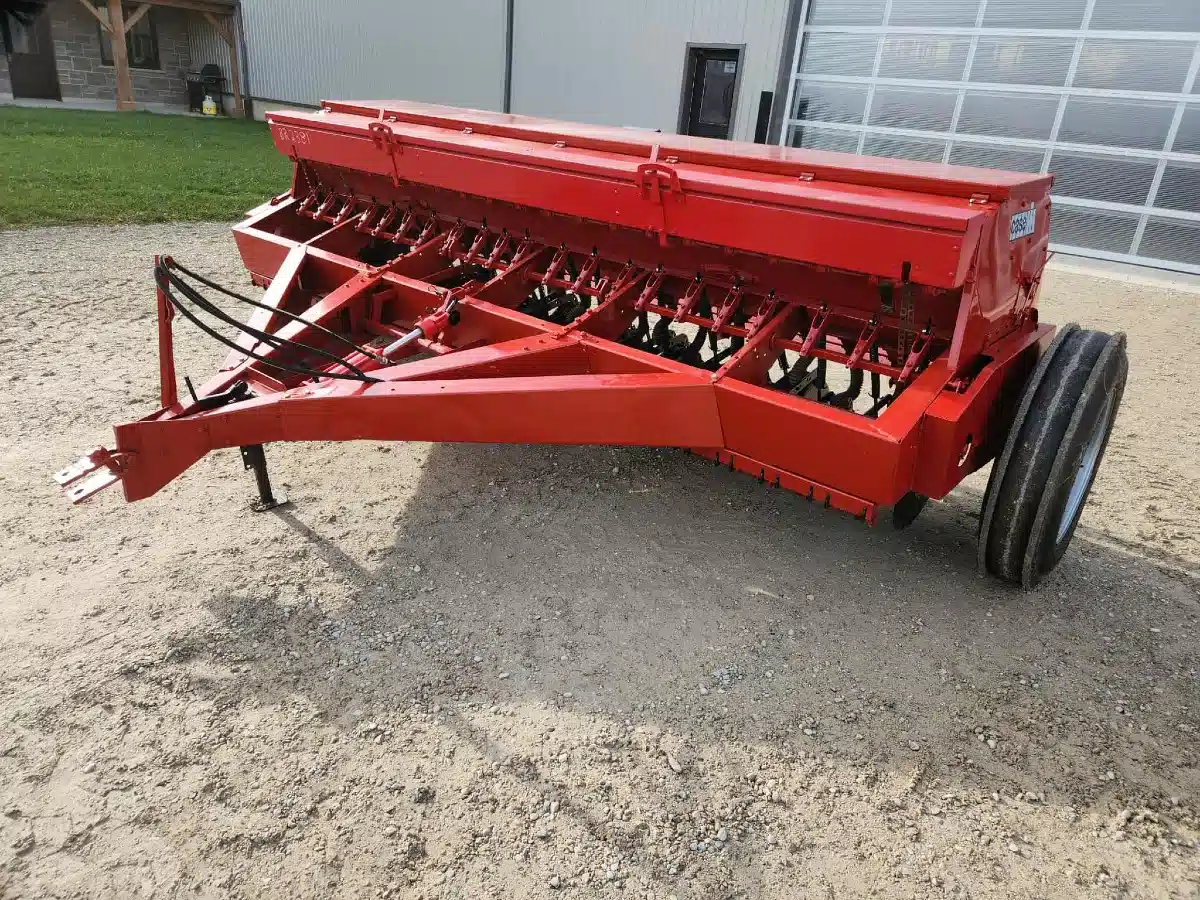 Gallery image 1 for Used Case IH 5100 Drill