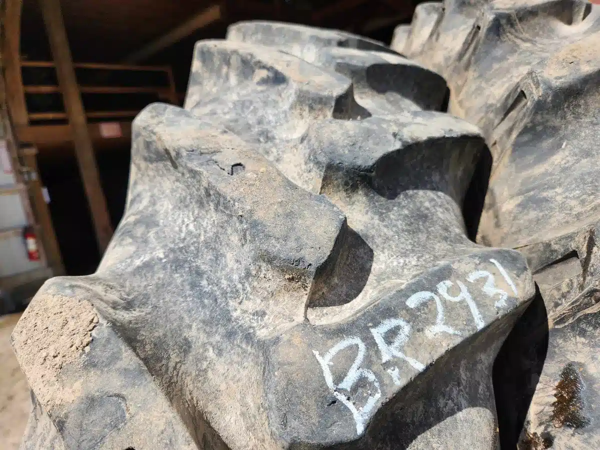 Gallery image 2 for Used Titan 320/90R50 Tires