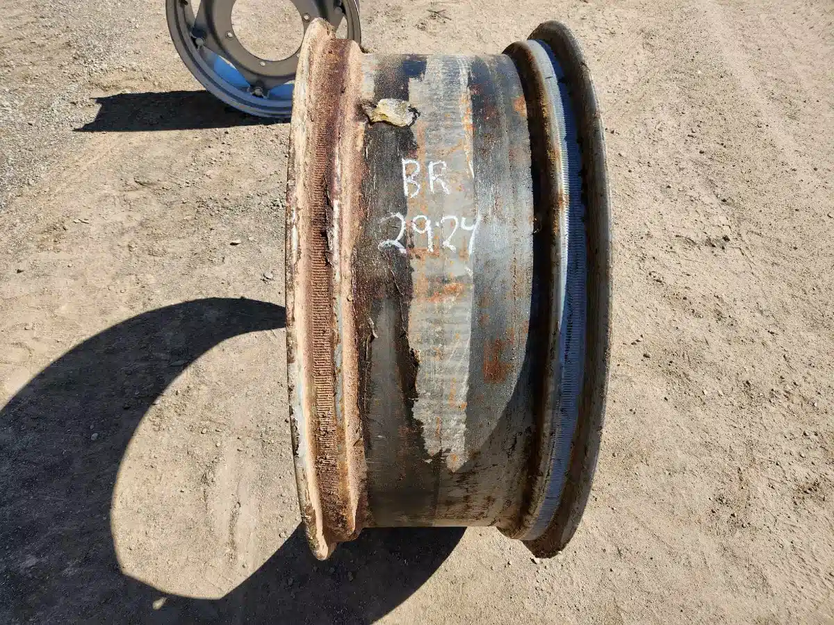 Gallery image 2 for Used Unverferth 13x34 Rims