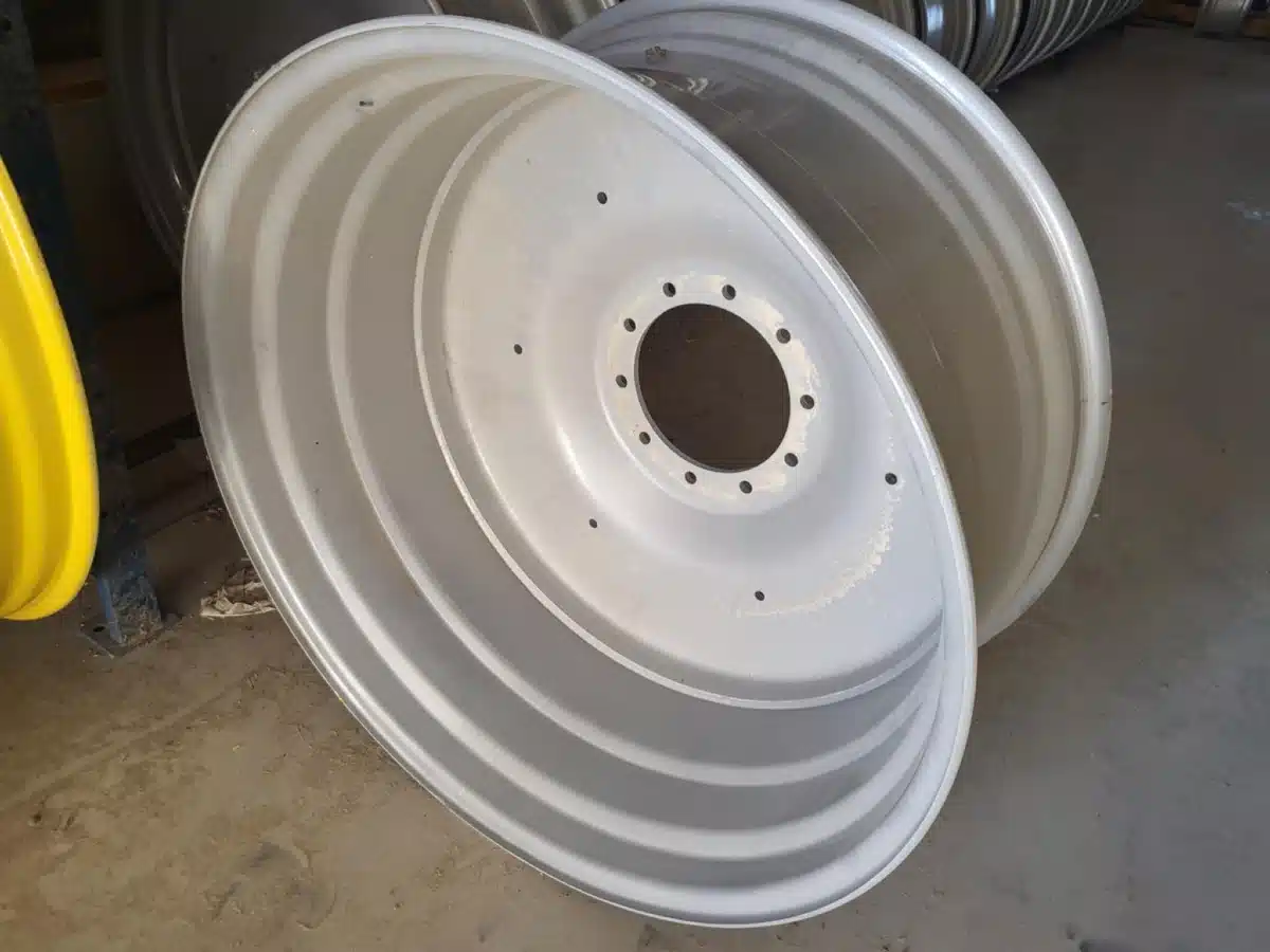 Gallery image 2 for New Multistar 20x42 Rims