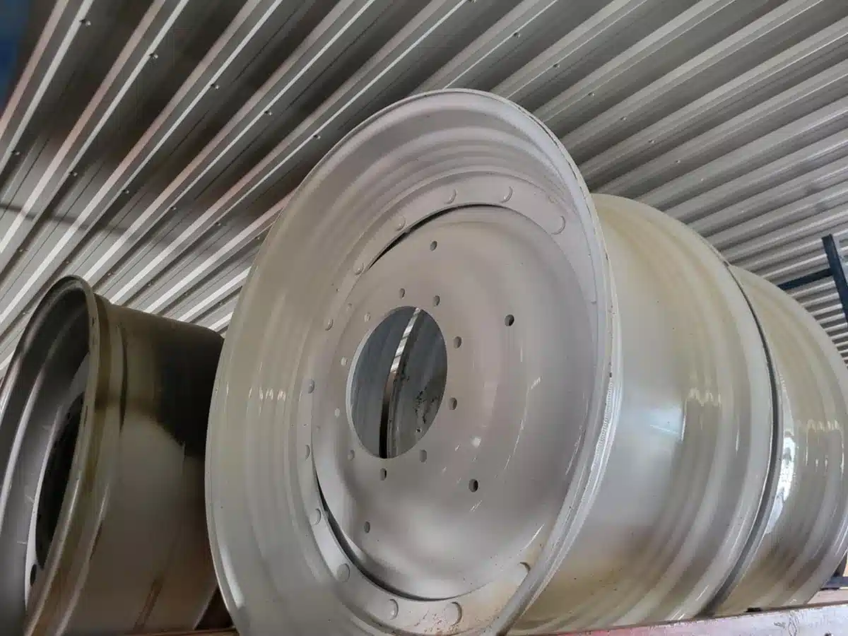 Gallery image 1 for New New Holland 18x38 Rims