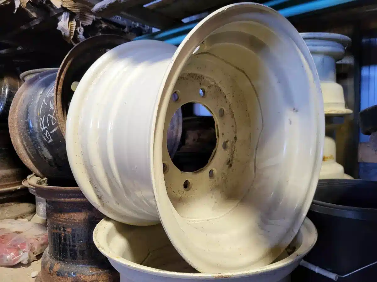 Gallery image 1 for New Horst Wagons 11x16.1 Rims