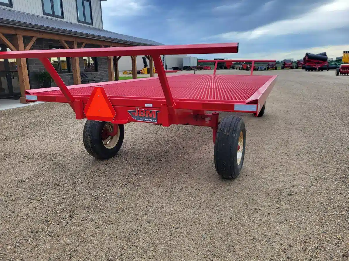 Gallery image 2 for New John BM Mfg Ltd. 20FT Bale Wagon
